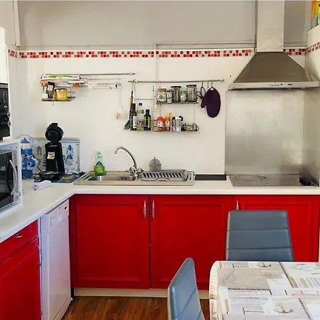 Bonne Surprise, T3 Terrasse Pr. Plage/ Centre/gare Апартаменты