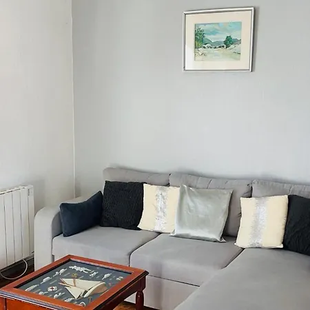 Bonne Surprise, T3 Terrasse Pr. Plage/ Centre/gare Apartament *