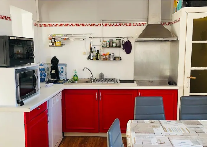 Bonne Surprise, T3 Terrasse Pr. Plage/ Centre/gare Apartament