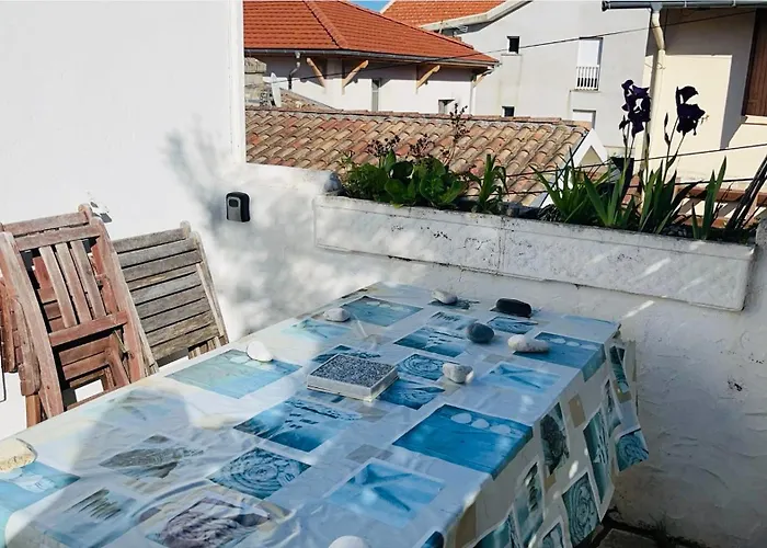 Apartament Bonne Surprise, T3 Terrasse Pr. Plage/ Centre/gare *